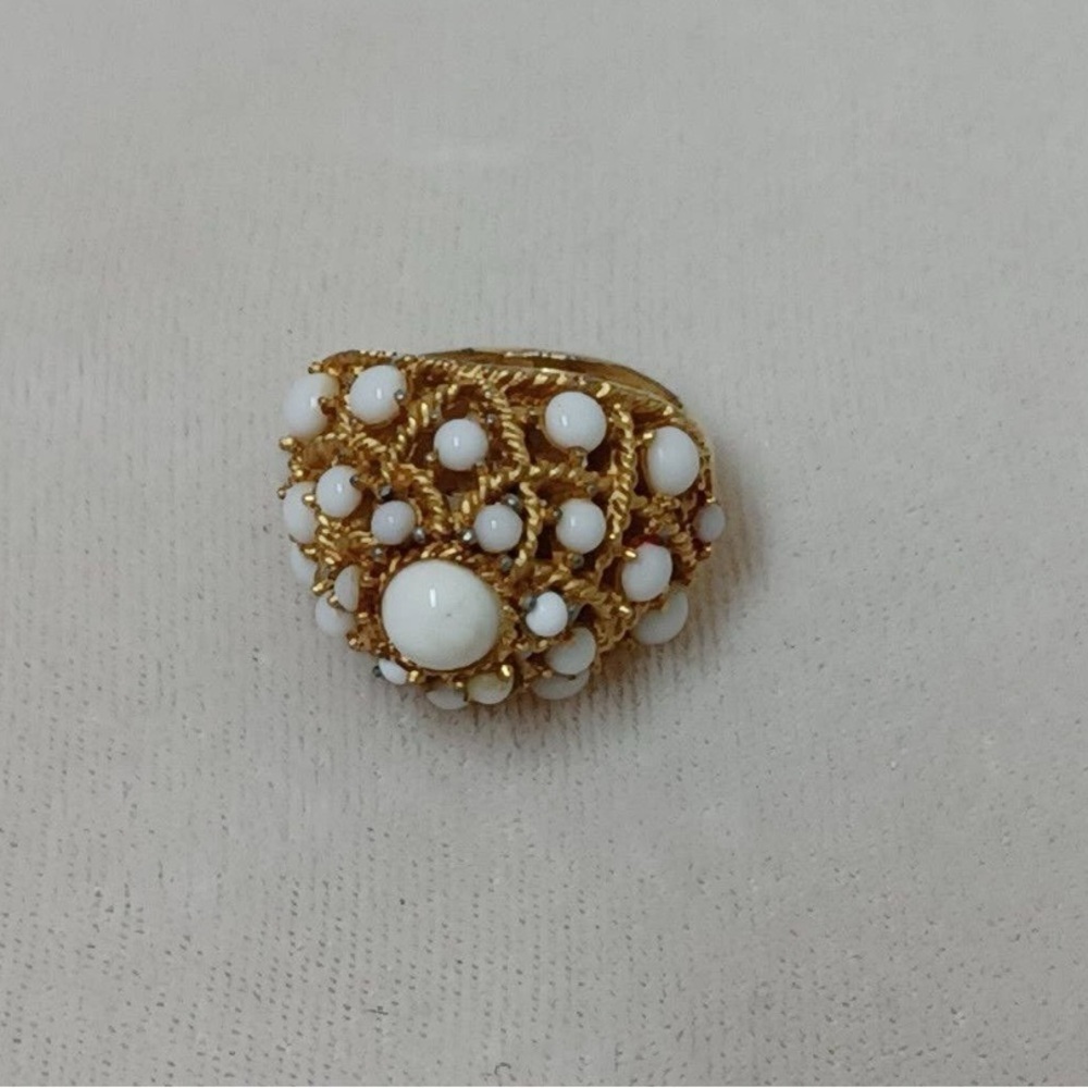 VINTAGE CROWN TRIFARI DOME RING - Picture 2 of 12